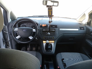 Ford C-Max foto 10