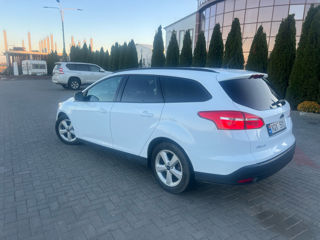 Ford Focus foto 6