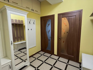 Apartament cu 3 camere, 145 m², Centru, Chișinău foto 8