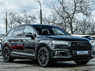 Audi Q7 e-tron