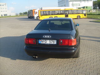 Audi A8 foto 2