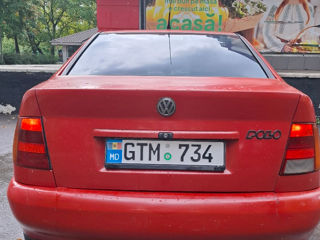 Volkswagen Polo foto 8