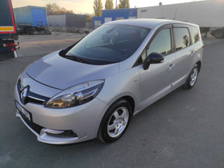 Renault Grand Scenic foto 2