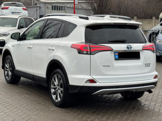 Toyota Rav 4 foto 3