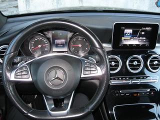 Mercedes GLC foto 10