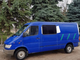 Mercedes Sprinter foto 1