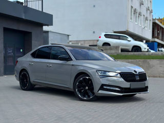 Skoda Superb foto 3