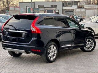 Volvo XC60 фото 5