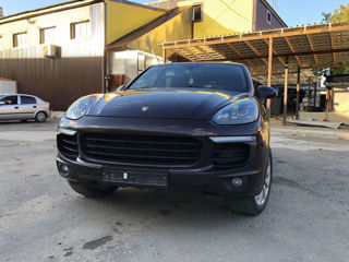 Porsche cayenne 2017 piesi , запчасти . foto 2