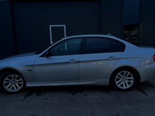 BMW 3 Series foto 3