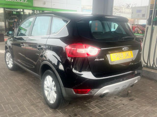 Ford Kuga foto 2