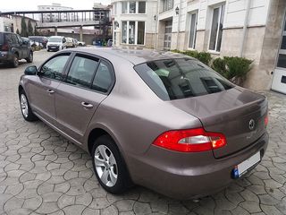 Skoda Superb foto 4