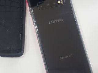 Samsung Galaxy S10 G973 128/8Gb хорошее состояние с чехлом с наушниками foto 3