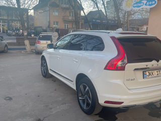 Volvo XC60 foto 5