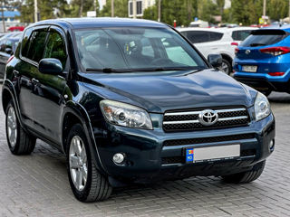 Toyota Rav 4 foto 4