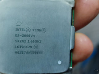 -Intel Xeon E5-2690V4 или E5-2667v4