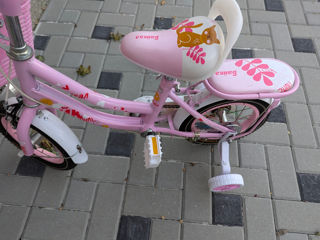 Bicicletă fetițe nouă