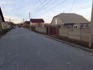 Bubuieci, casa buna de locuit la drum asfaltat. Sector nou! foto 8