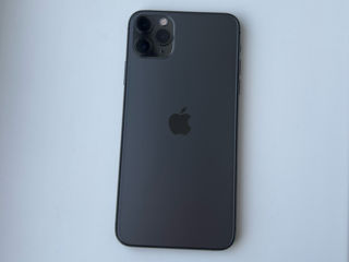 Продам iPhone 11 Pro Max на 64gb