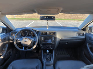 Volkswagen Jetta foto 6