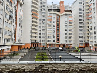 2-х комнатная квартира, 87 м², Буюканы, Кишинёв