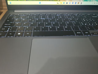 Ноутбук Samsung Book 4 foto 3