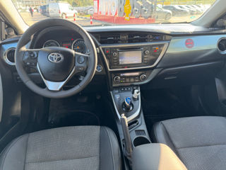 Toyota Auris foto 8