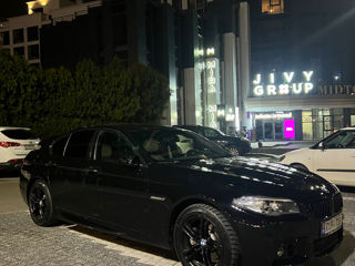 BMW 5 Series foto 2