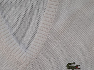 Lacoste foto 2