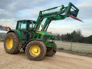 John Deere foto 8