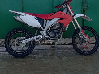 Honda CRF 450 foto 4