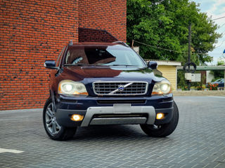 Volvo XC90 фото 0