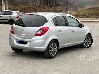 Opel Corsa foto 3