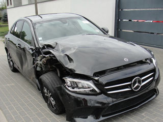 Mercedes C-Class foto 3