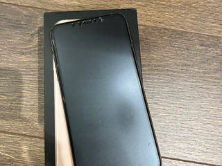 Iphone 11 pro max gold, 64 gb. 7000 lei. stare ideala,în complet.