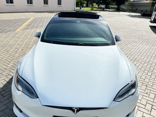 Tesla Model S foto 8