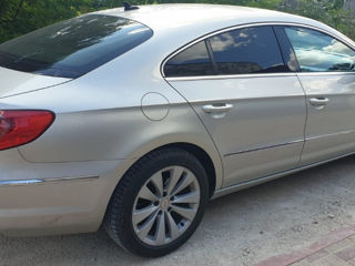 Volkswagen Passat CC foto 3