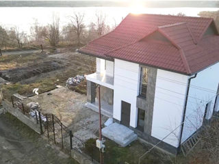 Casa Ialoveni sect. de Vile Dânceni/Suruceni foto 1