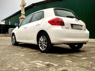 Toyota Auris foto 6