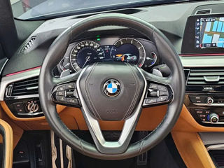 BMW 5 Series foto 13