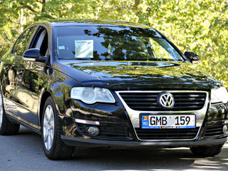 Volkswagen Passat foto 1