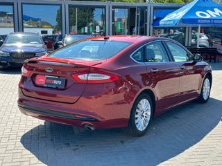 Ford Fusion foto 4