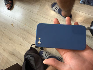 Продаю IPhone SE 2020 фото 0