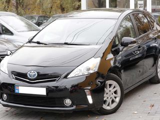 Toyota Prius + foto 1