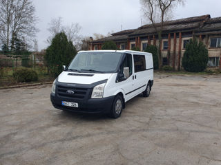 Ford Transit 6 locuri