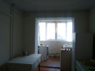 or. Balti. Gazda. Apartament cu 3-odai separate  la Bam  sec. (Dacia) str. Conev 34  din  mijlocul b foto 10