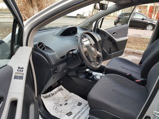 Toyota Yaris foto 5