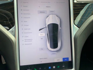 Tesla Model S foto 13