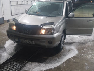 Nissan X-Trail foto 6