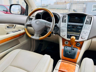 Lexus RX Series foto 17